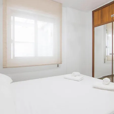 Διαμέρισμα A 300m Playa Arenal - *